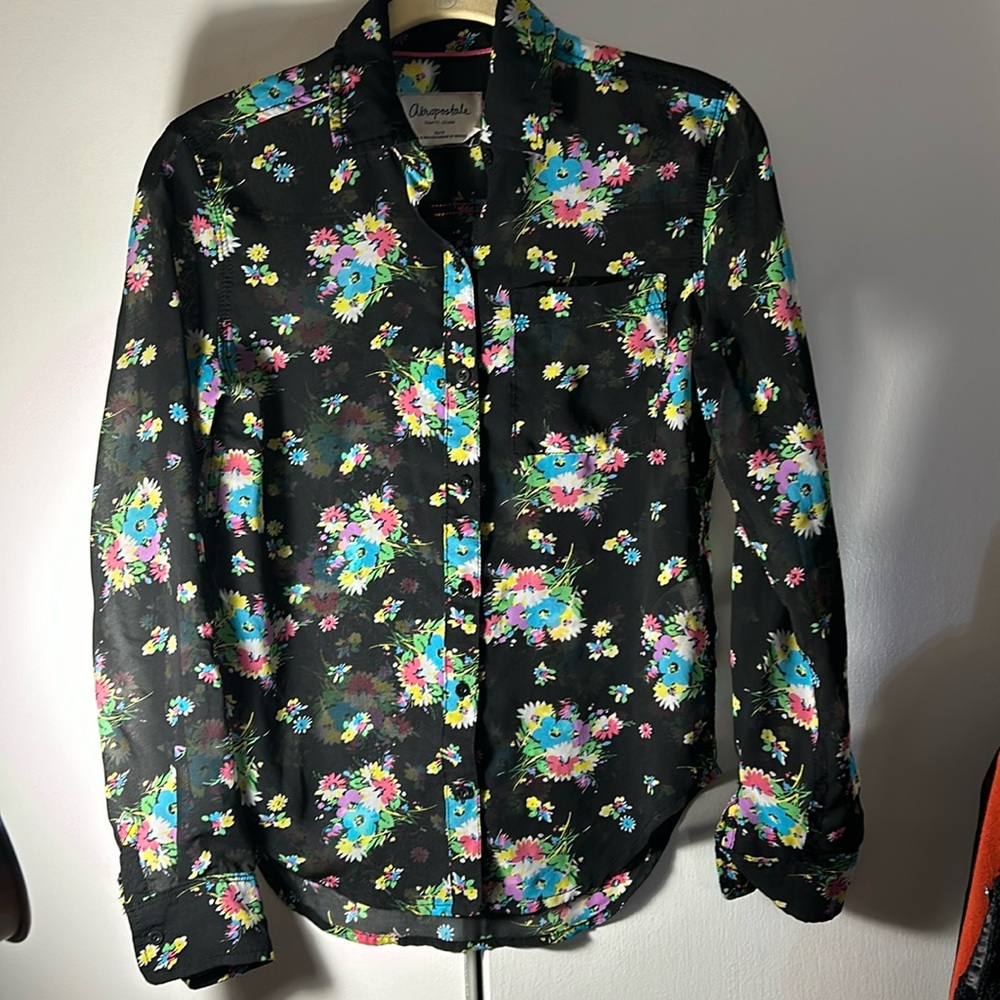 Aeropostale sheer flowy flower button down blouse